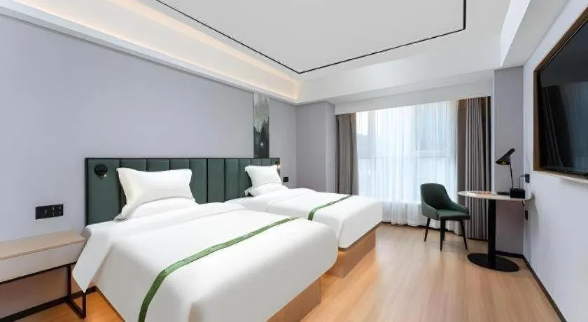 Bed in GreenTree Inn Jinan West Station Exhibition Center