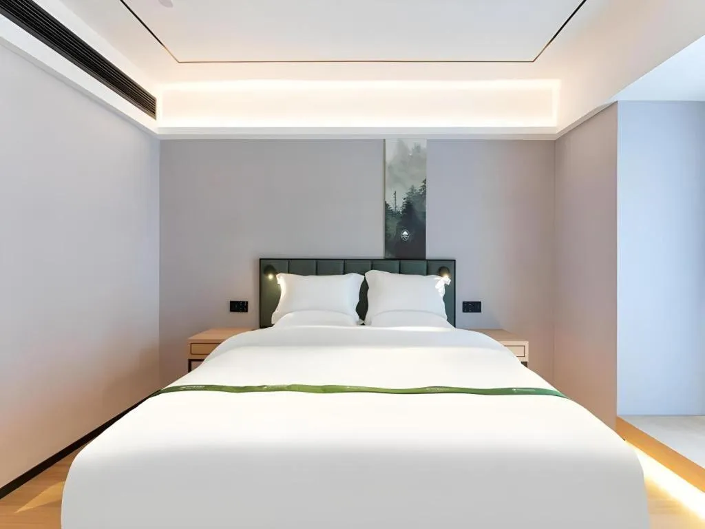 Bed in GreenTree Inn Jinan West Station Exhibition Center
