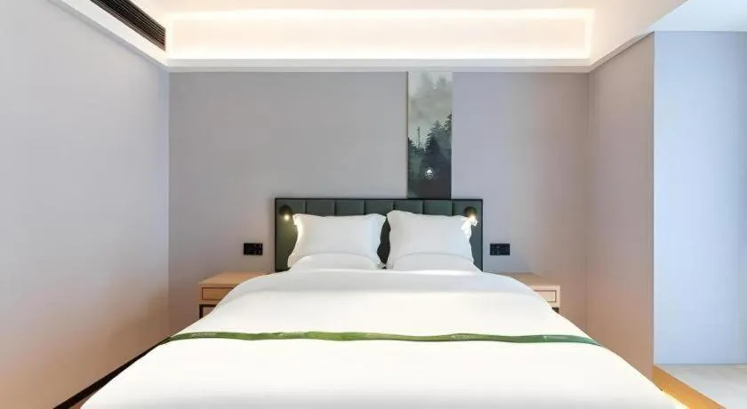 Bed in GreenTree Inn Jinan West Station Exhibition Center