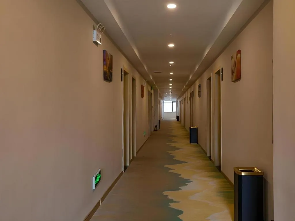 GELI Hotel Huainan Railway Station Sports Center