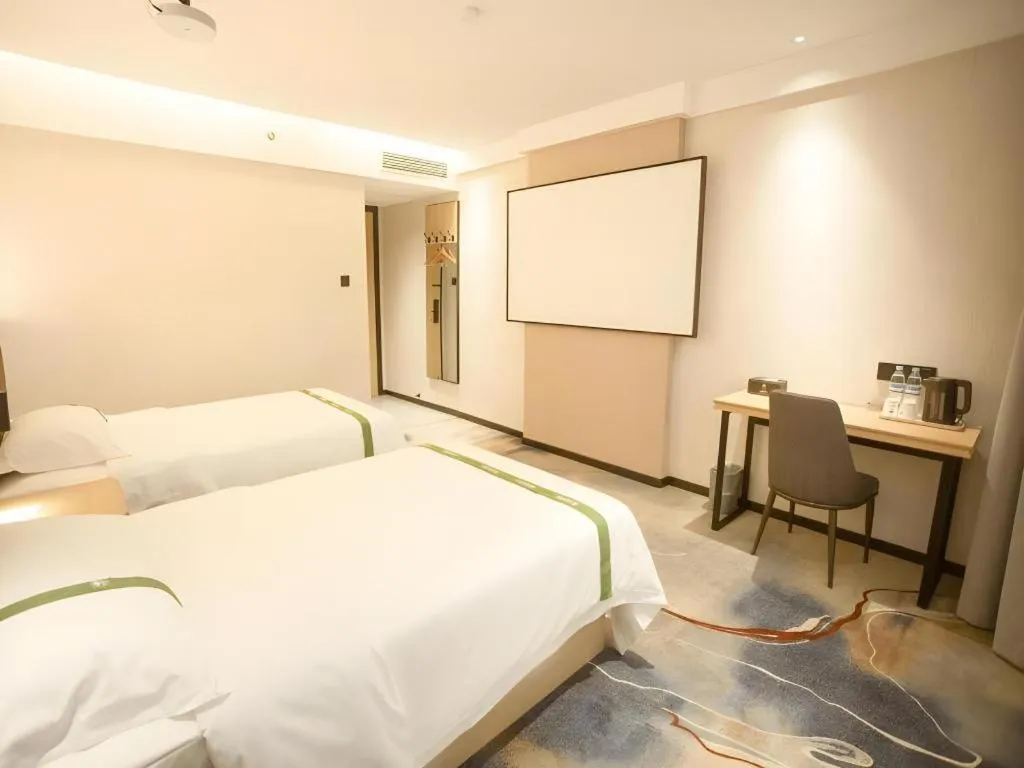 Bed in GreenTree Inn Express Hefei City Bus Station