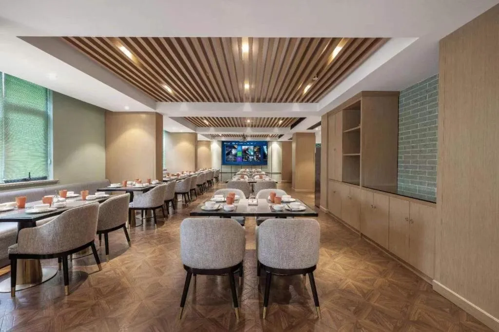 Yiwu Boyi Yueju Hotel -International trade city