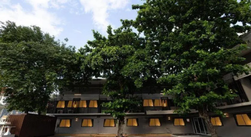 B2 Phayao Boutique & Budget Hotel