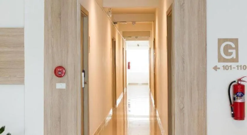 B2 Phayao Boutique & Budget Hotel