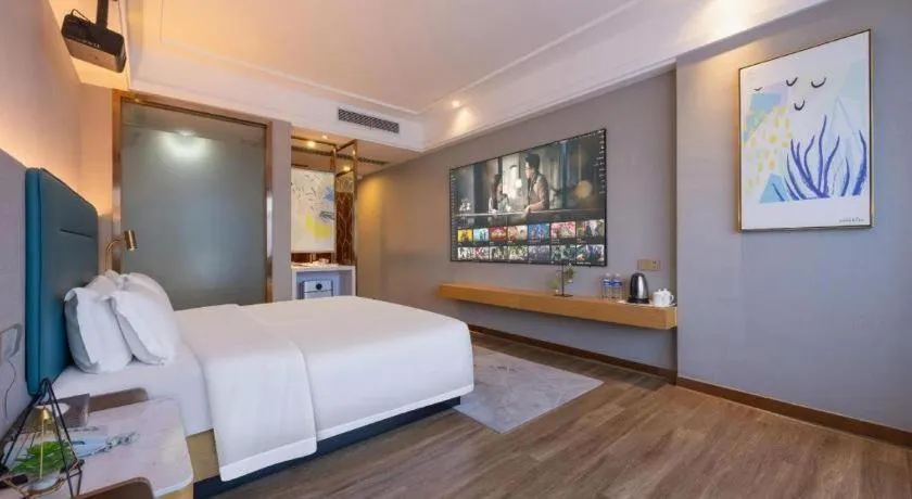 Bed in Cheermay Hotels