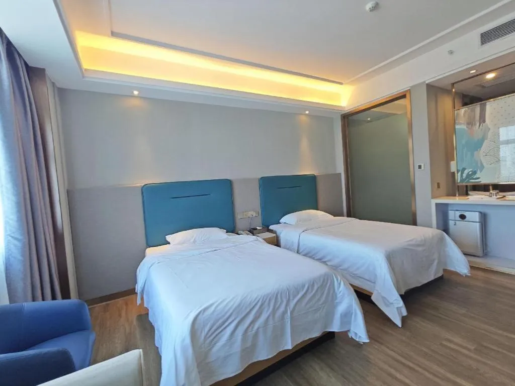 Bed in Cheermay Hotels