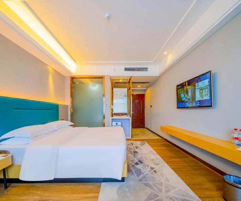 Bed in Cheermay Hotels