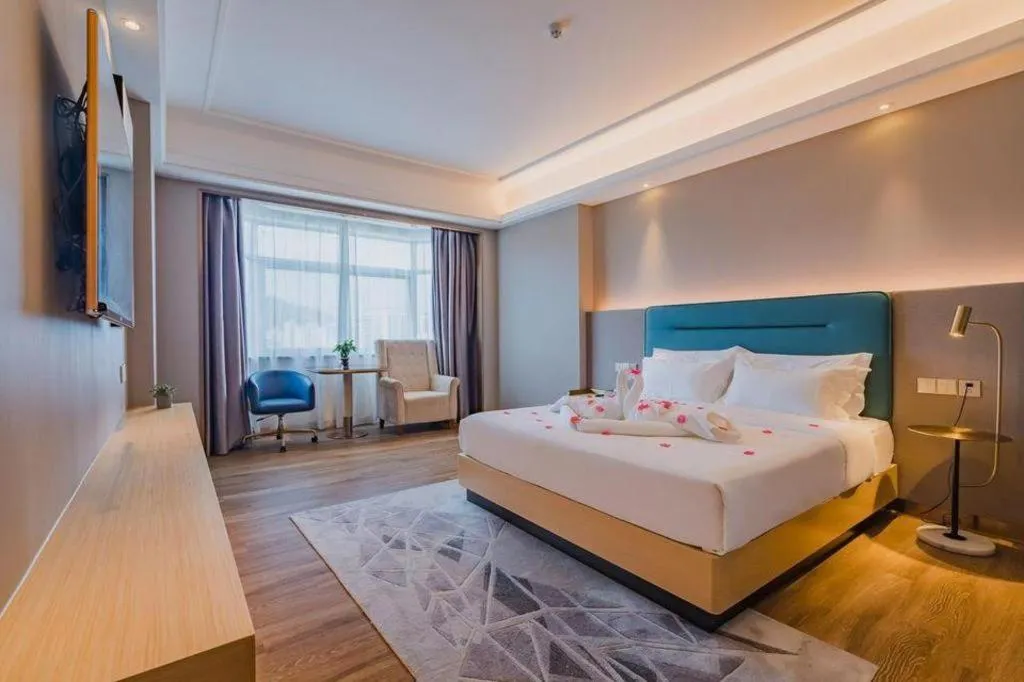 Bed in Cheermay Hotels