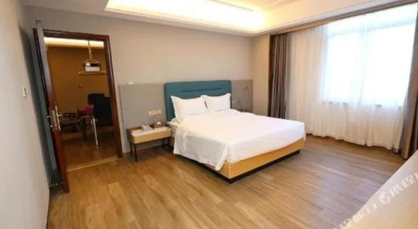 Bed in Cheermay Hotels