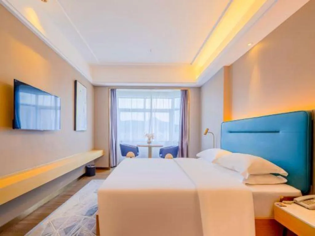 Bed in Cheermay Hotels