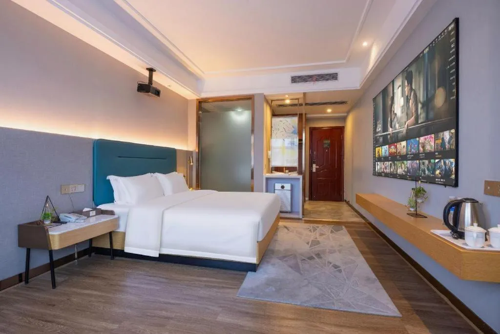 Bed in Cheermay Hotels