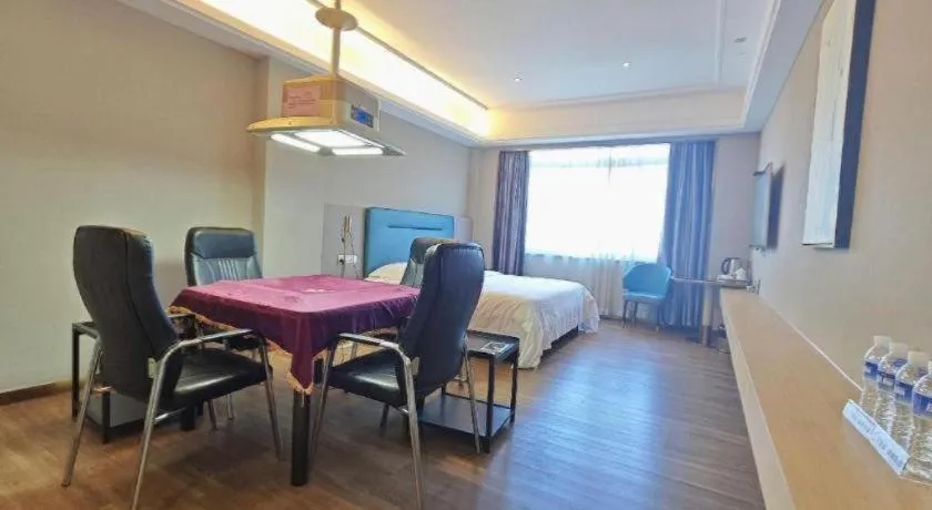 Bed in Cheermay Hotels