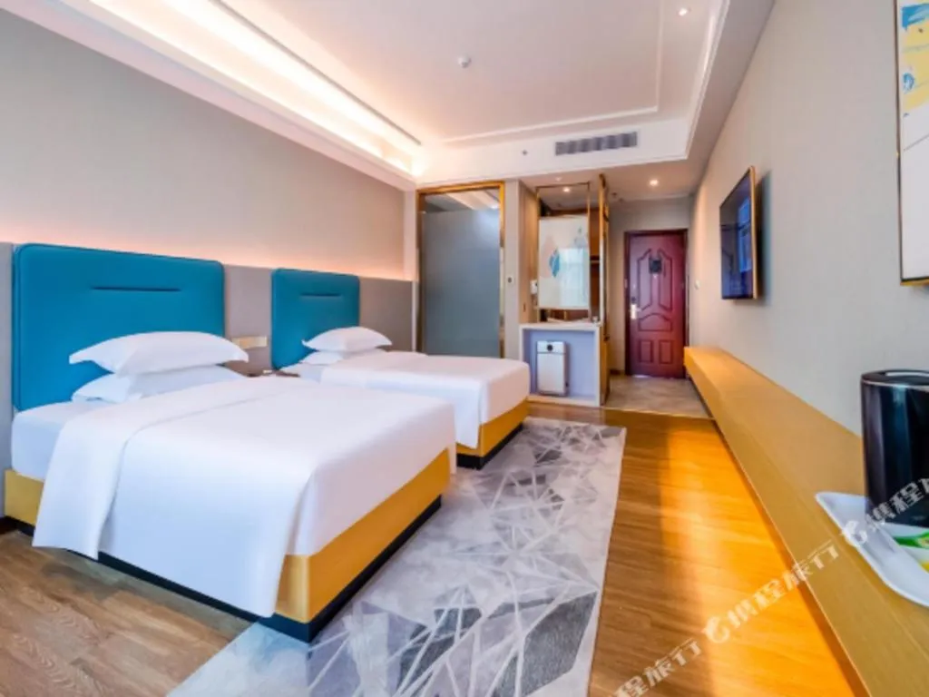 Bed in Cheermay Hotels