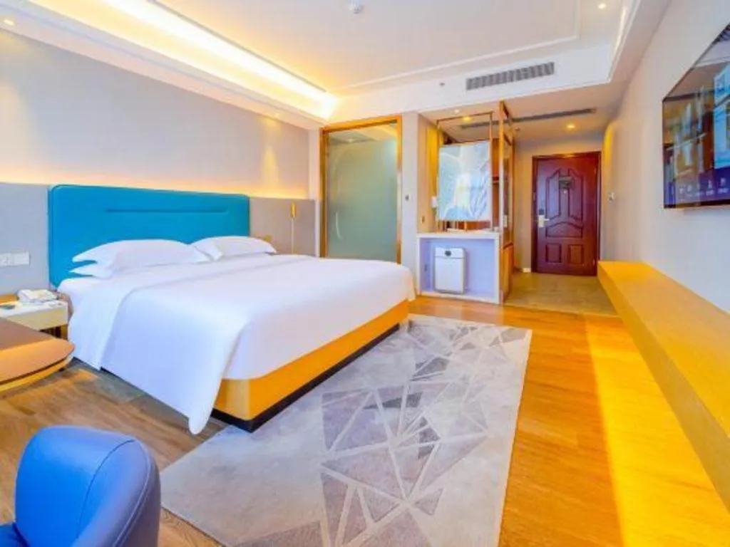 Bed in Cheermay Hotels