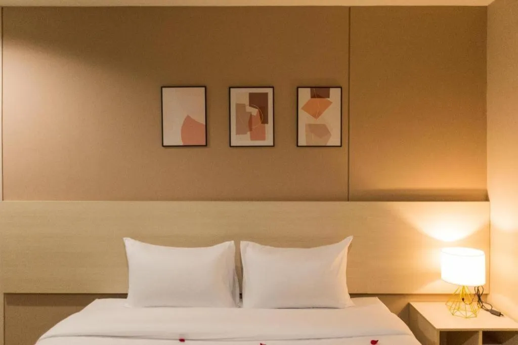 Bed in The Queen Palace