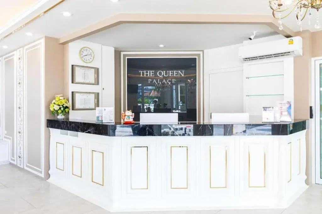 The Queen Palace The Queen Palace