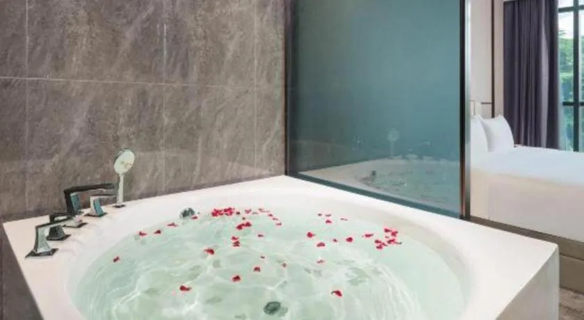 AMIGO migo Sleeping Hotel (mission hills)