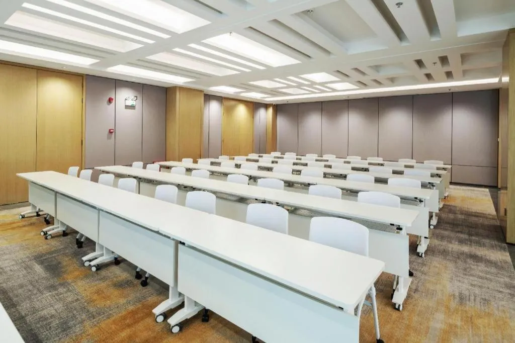 AMIGO migo Sleeping Hotel (mission hills)