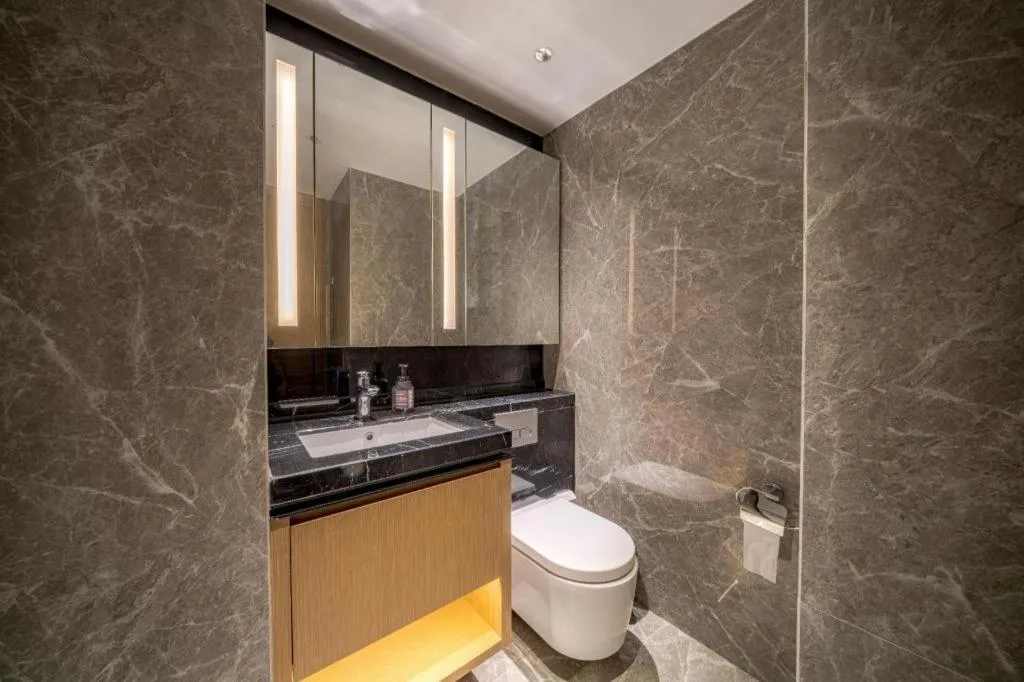 F-TOWN Fangtang Hotel (Shenzhen Longgang Tian'an Digital City Huanggekeng Subway Station)