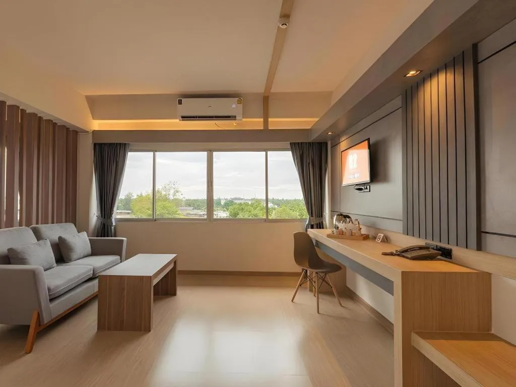 B2 Surat Thani Boutique & Budget Hotel