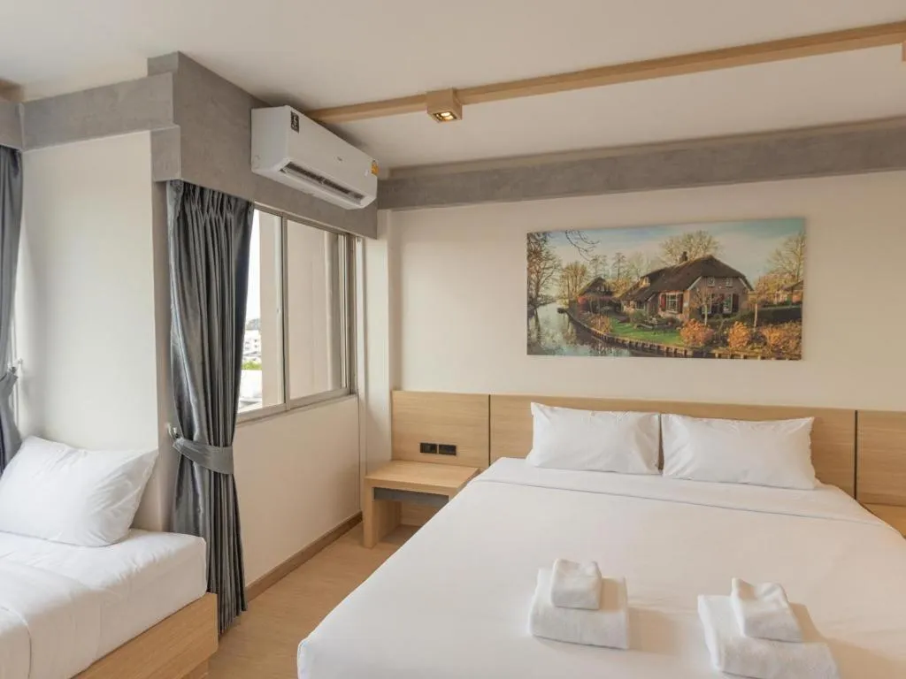 Bed in B2 Surat Thani Boutique & Budget Hotel