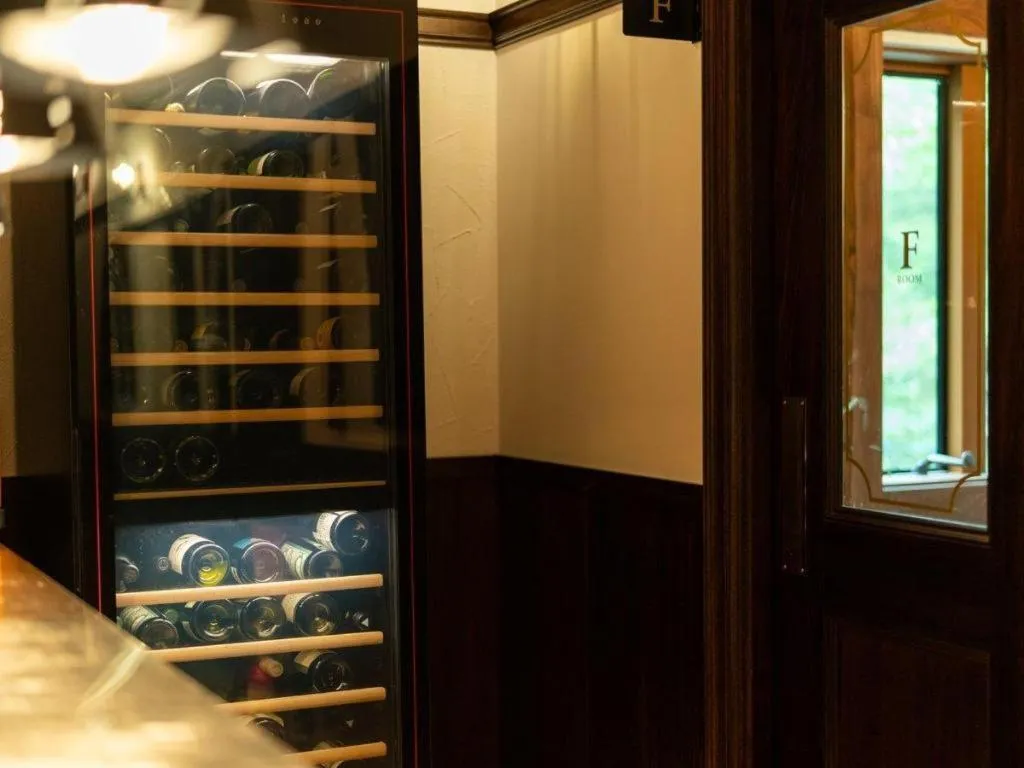 LONGINGHOUSE　旧軽井沢・諏訪ノ森