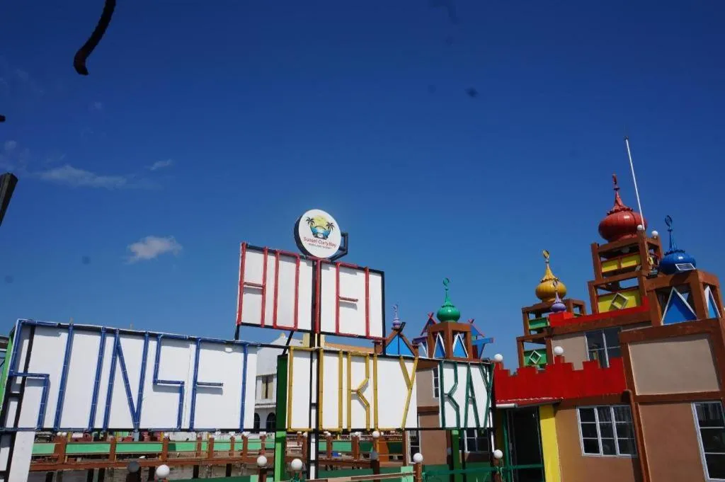 Sunset Curly Bay Hotel & Resort