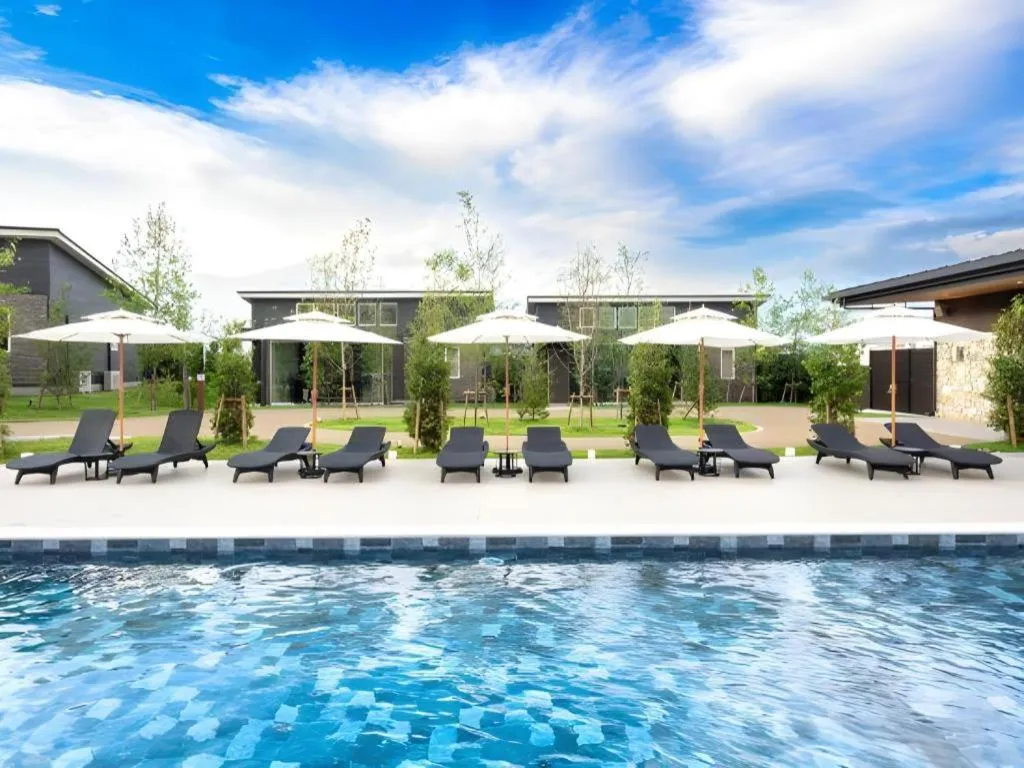 AWAUMI Fujikawaguchiko Resort