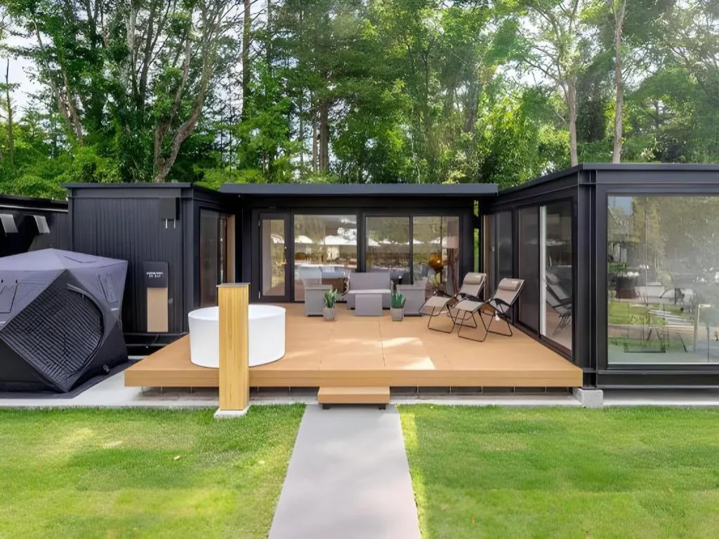 AWAUMI Fujikawaguchiko Resort