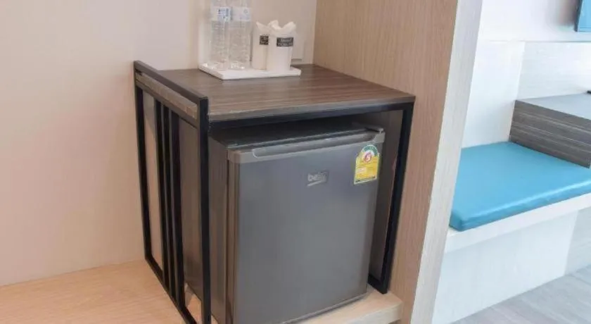 Bed in Analynn Hotel