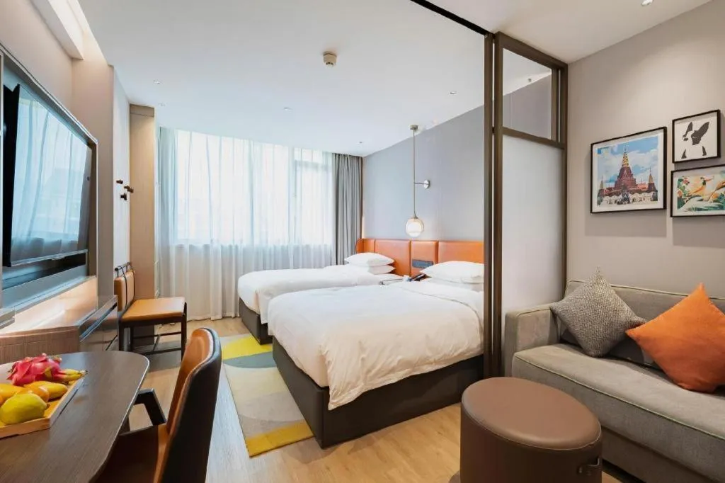 Bed in Home2 Suites by Hilton Xishuangbanna
