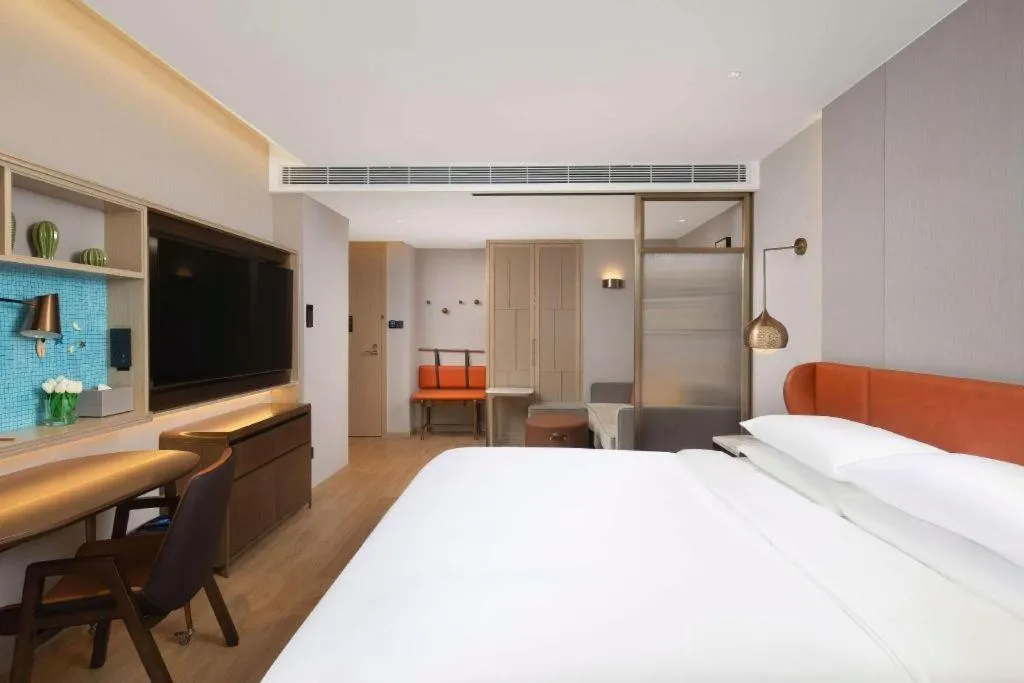 Bed in Home2 Suites by Hilton Xishuangbanna