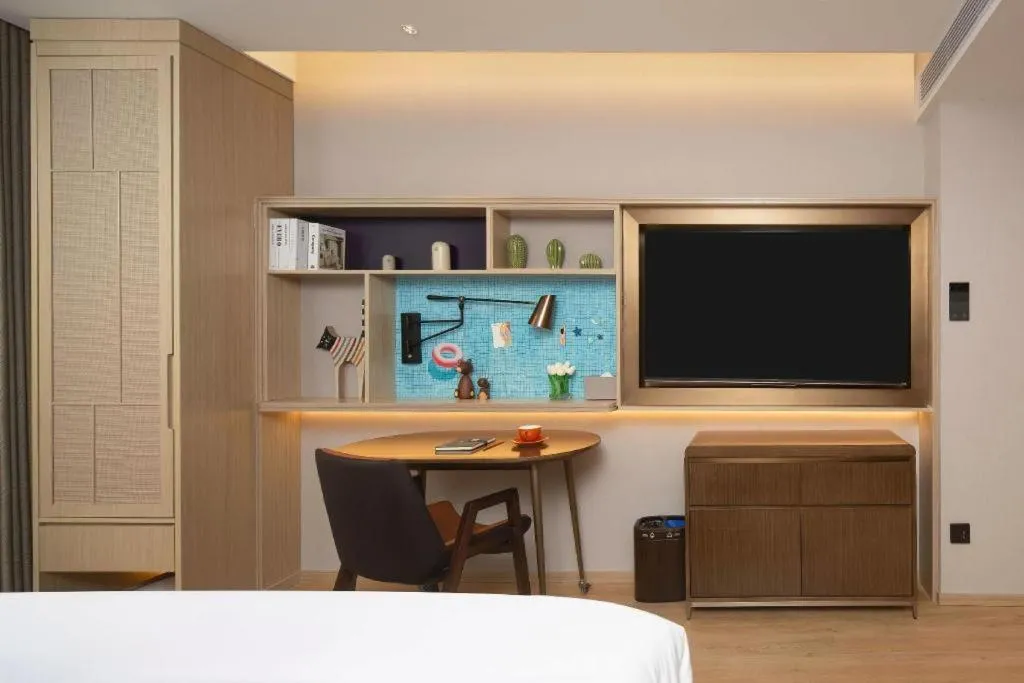 Bed in Home2 Suites by Hilton Xishuangbanna