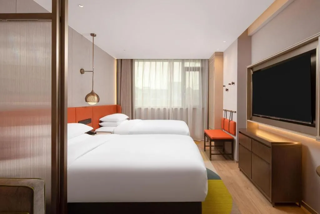 Bed in Home2 Suites by Hilton Xishuangbanna