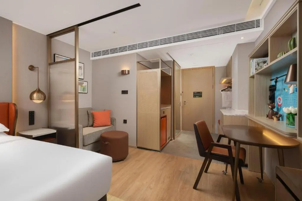 Bed in Home2 Suites by Hilton Xishuangbanna