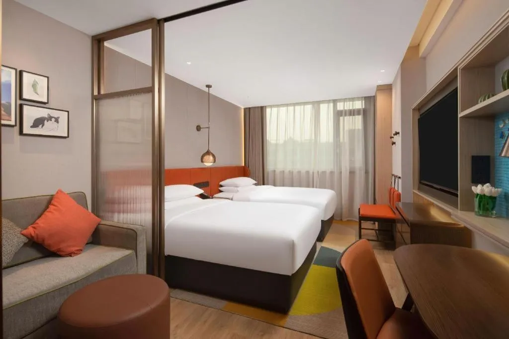 Bed in Home2 Suites by Hilton Xishuangbanna