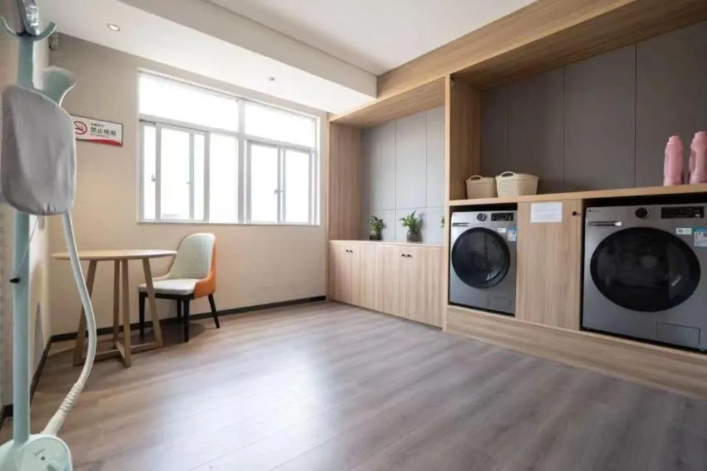 Echarm Hotel Zhanjiang West High-speed Railway Station