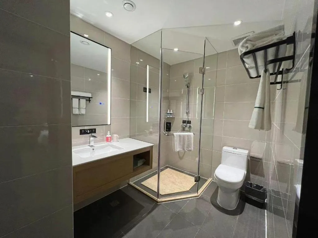 City Comfort Inn Wuhan Yangtze River Bridge Yellow Crane Tower