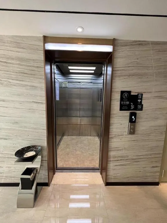 City Comfort Inn Wuhan Yangtze River Bridge Yellow Crane Tower