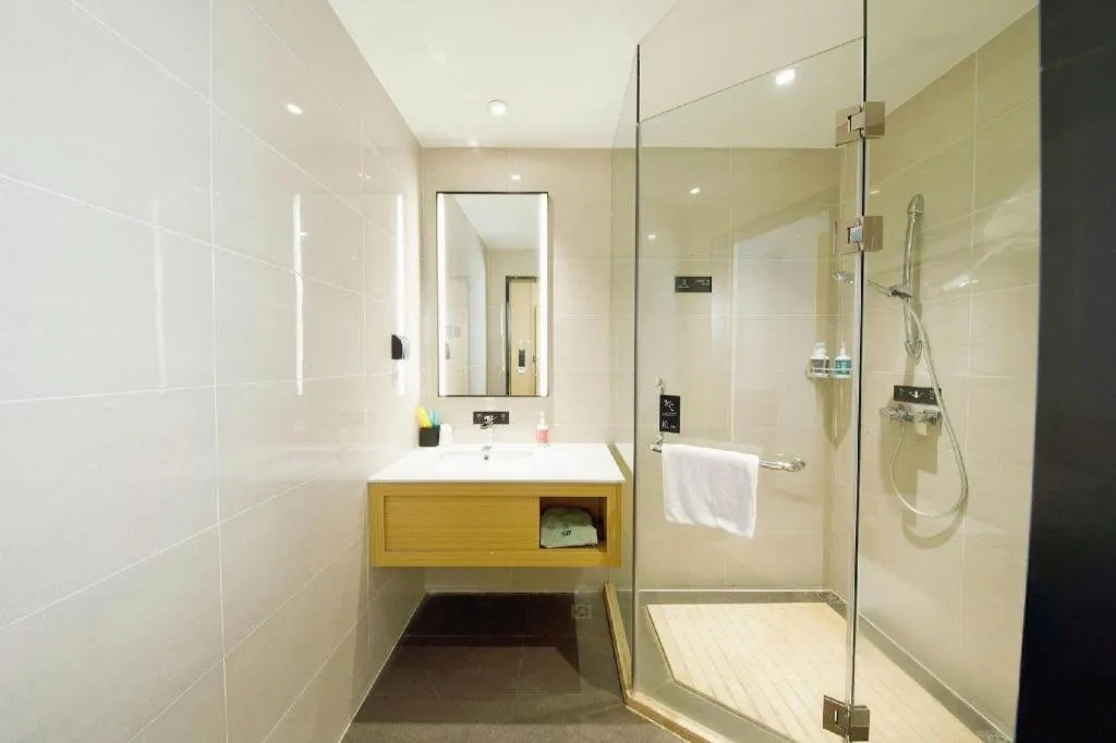 City Comfort Inn Wuhan Yangtze River Bridge Yellow Crane Tower