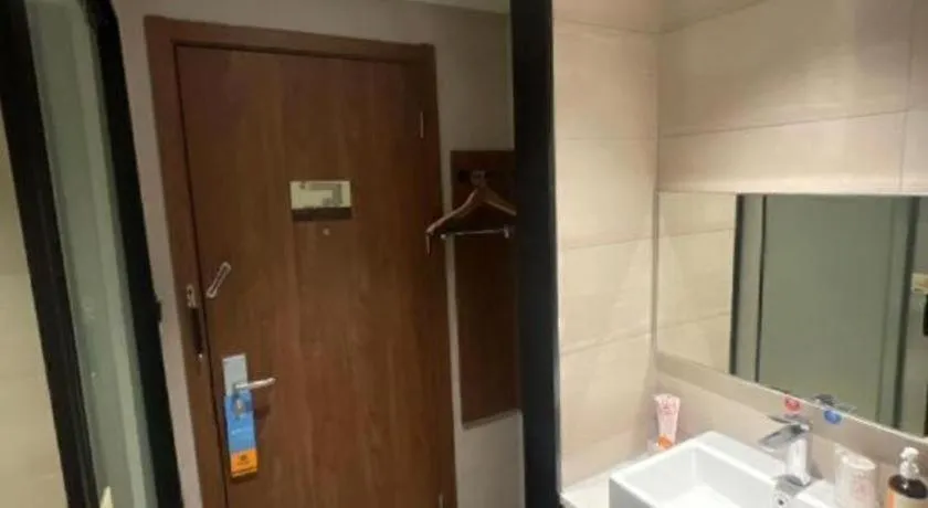 JTOUR Inn Wuhan Textile University