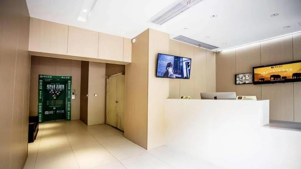 JTOUR Inn Wuhan Textile University