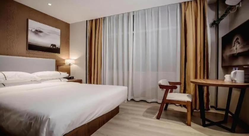 Bed in JTOUR Inn Wuhan Textile University