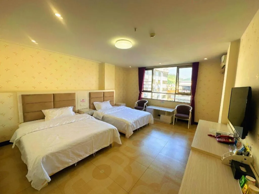 Bed in Borrman Hotel Lipu Central Plaza