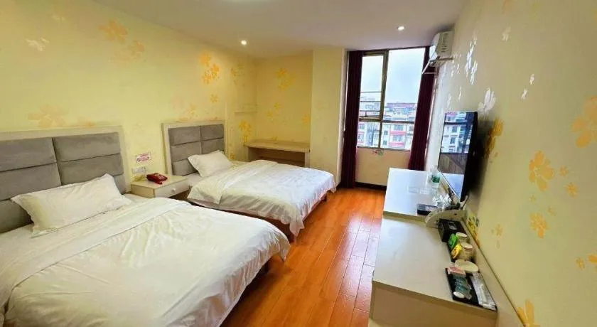 Bed in Borrman Hotel Lipu Central Plaza