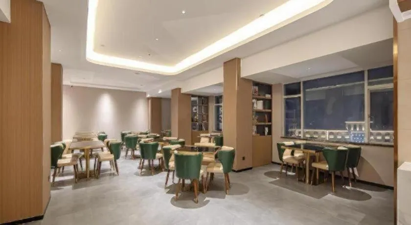 Borrman Hotel Lipu Central Plaza