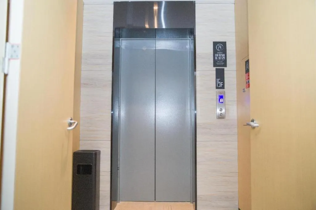 City Comfort Inn Badong Passenger Transport Center