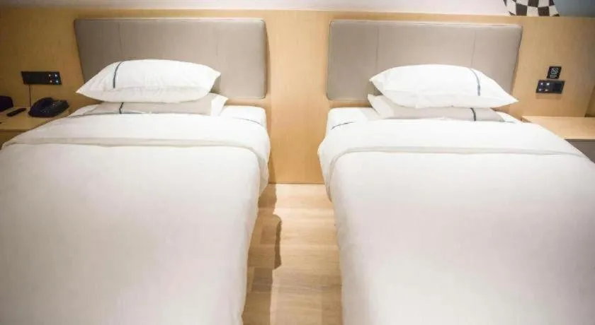 Bed in City Comfort Inn Badong Passenger Transport Center