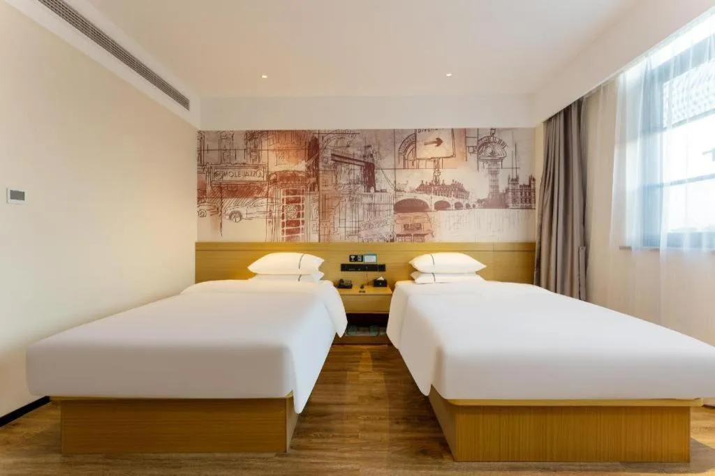 Bed in City Comfort Inn Wuhan Dongxihu Tianyuan Avenue