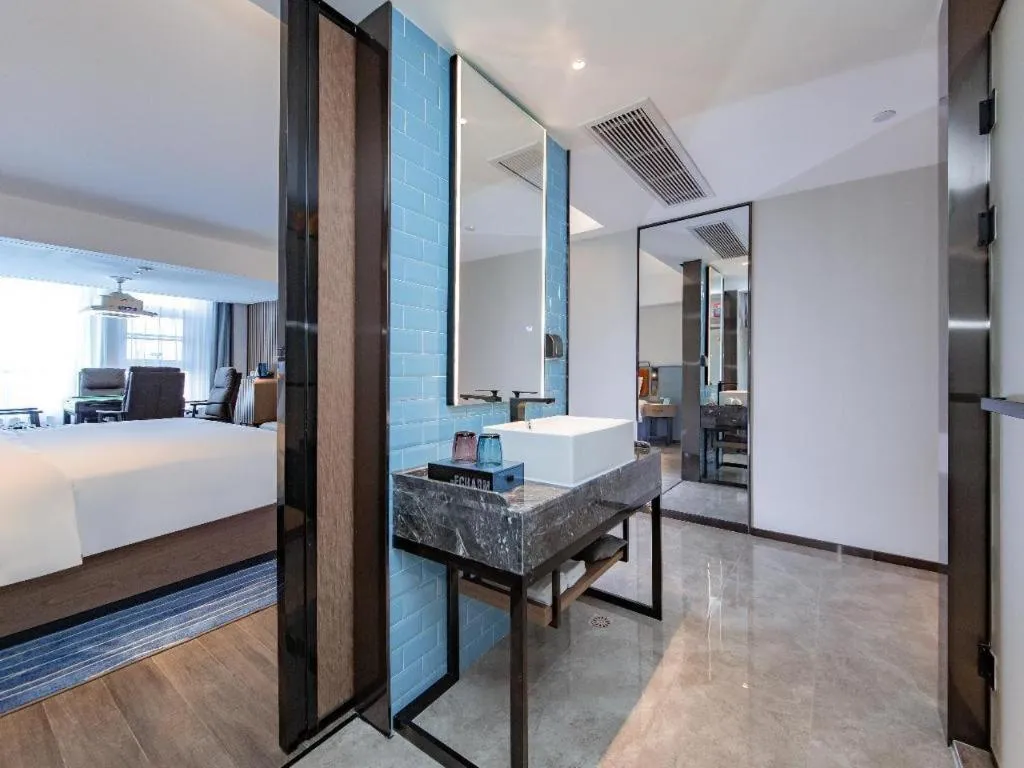 Echarm Hotel Wuhan Keting Polar Ocean World